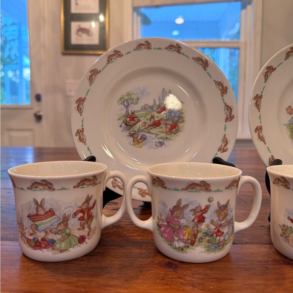 RARE: Vintage Royal Doulton Bunnykins Set - Picture 5 of 15